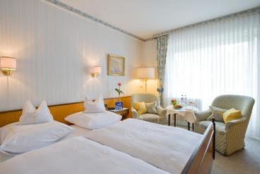 Privat Hotel Villa Aurora - Bad Neuenahr Ahrweiler