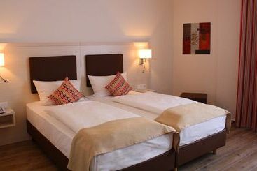 בית מלון כפרי Am Quellberg