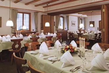 هتل Zum Schiff