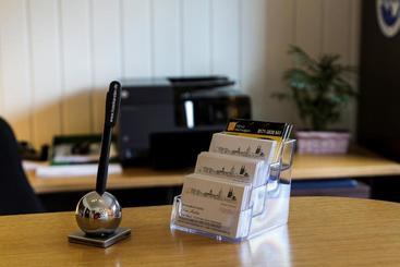 Airport Hotel Karsten