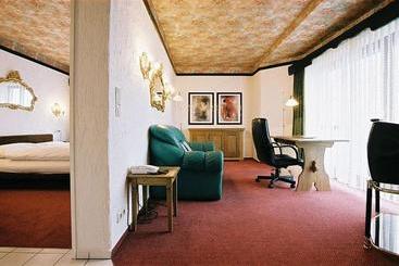 هتل Contel Darmstadt