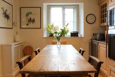 コテージ The Malt House