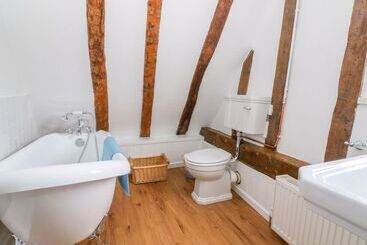 Beaumont S Cottage