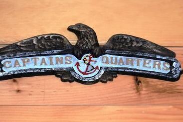 茅舍 Captain Morley`s Mountain Inn