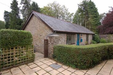 קוטג'' The Coach House