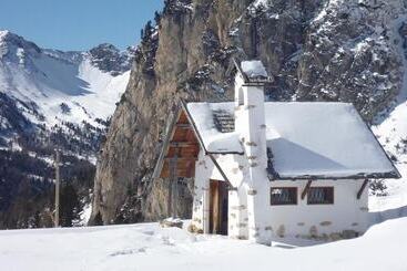 בית מלון כפרי Residence Kristall Fiemme Holidays