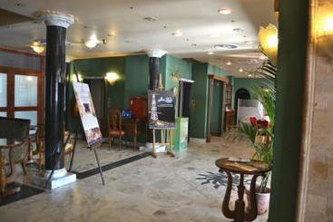 Plaza Hotel Comfort