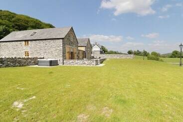 コテージ Hay Store