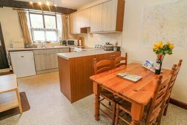 Watershed Cottage