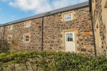 بيت ريفى Granary Stone House