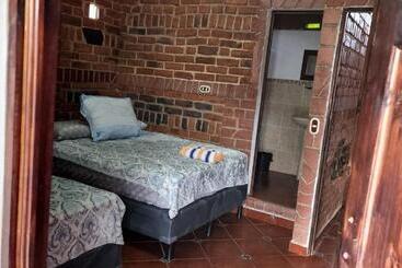 فندق صغير San Fernando