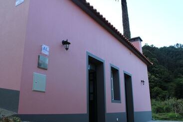 کلبه Casa Das Laranjeiras