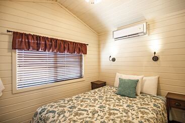 فندق Vines Rv Resort