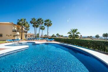 Апарт-отель Ramada Residences By Wyndham Costa Del Sol Fuengirola