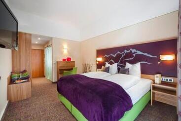 Отель Raphael Im Allgäu