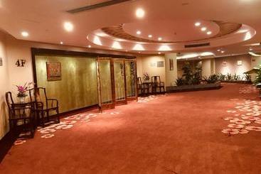 هتل Zhongshan Leeko
