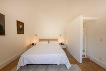 ツーリストアパートメント Appartamento Studio E Design In Centro Storico Sulmona