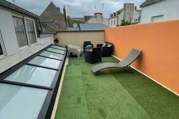 Жильё для туристов Charmant Appartement Avec Terrasse Entre Centre Ville Et Plages De Concarneau