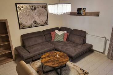 شقق خاصة سياحية Apartmanyhurbanova3