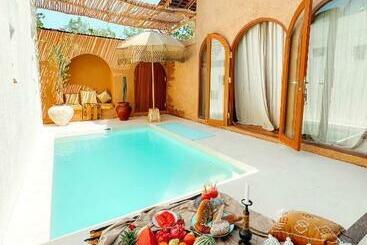 پانسیون Gaia Villa Lombok