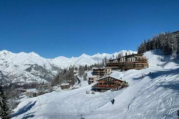 آپارتمان‌های توریست‌ها Le Ridge Nouvelle Résidence Prestige   Les Arcs Paradiski