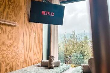 住宿加早餐 Elysian Fields The Island Tiny House