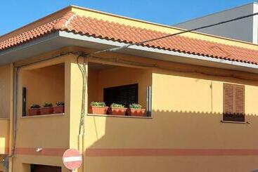 تختخواب و صبحانه Sunset House