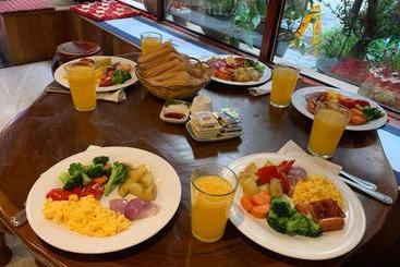 هتل Guilin Oasis Inn
