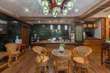 هتل Guilin Oasis Inn