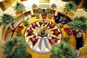 هتل Royal International