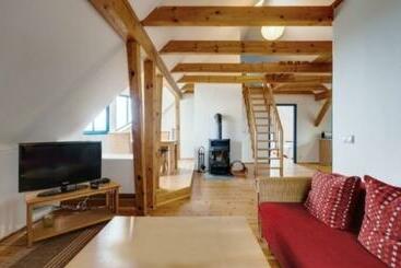 관광객 아파트 3 Raum Dachgeschoss Apartment 54