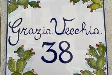 پانسیون Grazia Vecchia 38
