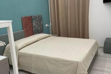 مبيت وإفطار Andrea & Giada   Via Lungomare Caboto