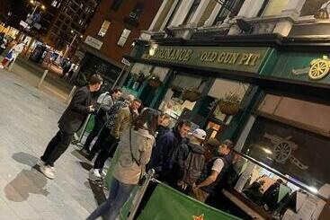 Общежитие Woolwich Backpackers New