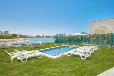 Hotel Le Royal Marina