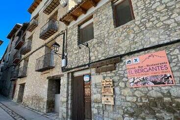 酒店 Hostal Bergantes
