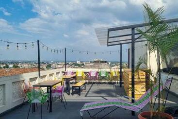 La Palmera Hostel