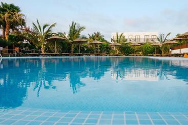 Hotel Melia Dunas Beach Resort & Spa   All Inclusive