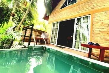 住宿加早餐  Airport Villa Kamatha  Foreign Booking Only