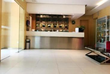 هتل Jinjiang Inn Zhangjiakou North Station Branch