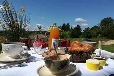 ベッドアンドブレックファースト Douce Campagne