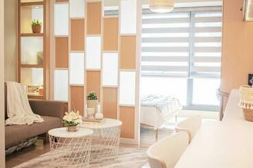מלון דירות Cozy And Classy Studio Across Airport Terminal 3