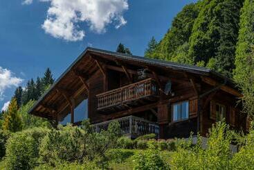شقق خاصة سياحية Chalet Meleze