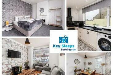 관광객 아파트 Stunning Three Bedroom House At Keysleeps Short Lets Cleethorpes With Free Parking & Beach Location