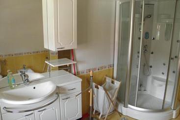 Apartments Tubej