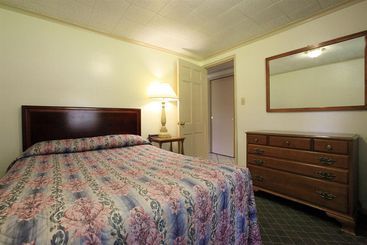 Colony Motel Jamestown