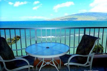 هتل Menehune Shores