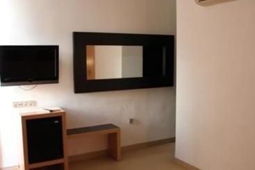 هاستل Hostal Plaza Ruiz