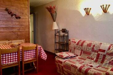 Жильё для туристов Studio Rénové · Pied Des Pistes · Balcon Avec Vue   Fr 1 181 2579