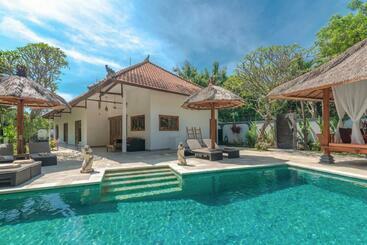 ツーリストアパートメント Villa Udara